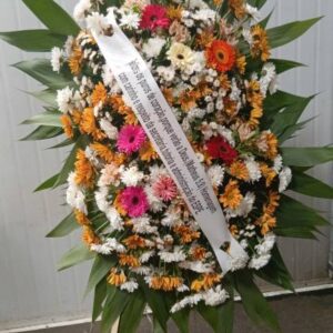 COROA DE FLORES DO CAMPO